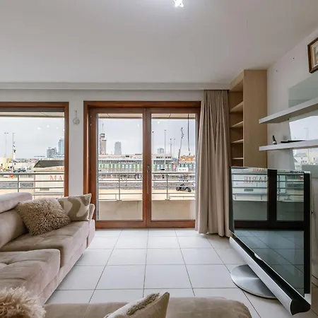 Tranquil Getaway In Beautiful Сasa de vacaciones